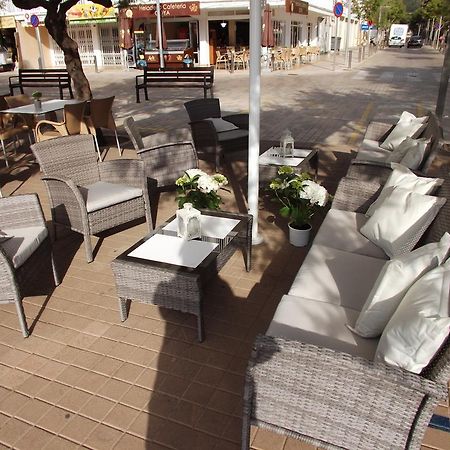 Hotel Goya Cala Millor  Bagian luar foto