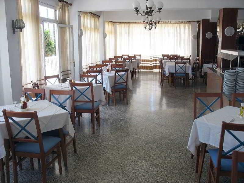Hotel Goya Cala Millor  Bagian luar foto